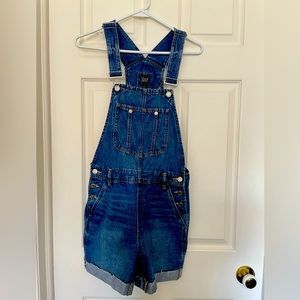 Gap overall shorts size x-small